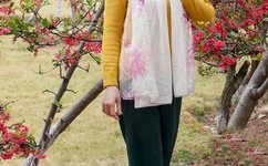 女子在直播间裸露身体被抓